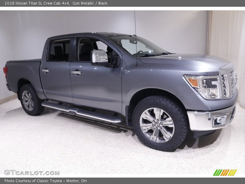 Gun Metallic / Black 2018 Nissan Titan SL Crew Cab 4x4