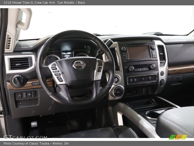 Gun Metallic / Black 2018 Nissan Titan SL Crew Cab 4x4