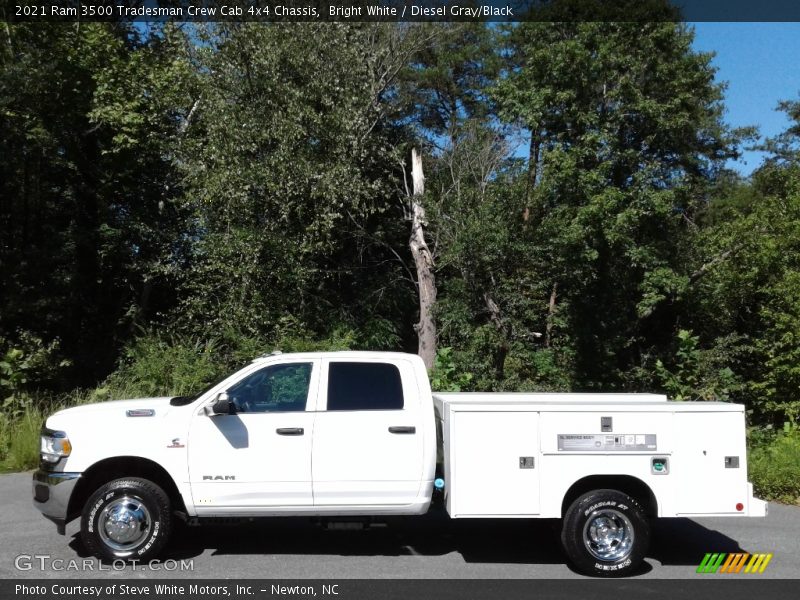 Bright White / Diesel Gray/Black 2021 Ram 3500 Tradesman Crew Cab 4x4 Chassis