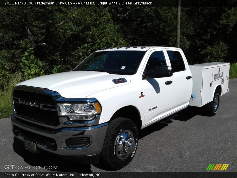 Bright White / Diesel Gray/Black 2021 Ram 3500 Tradesman Crew Cab 4x4 Chassis