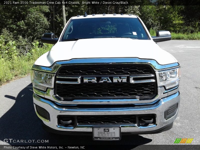 Bright White / Diesel Gray/Black 2021 Ram 3500 Tradesman Crew Cab 4x4 Chassis