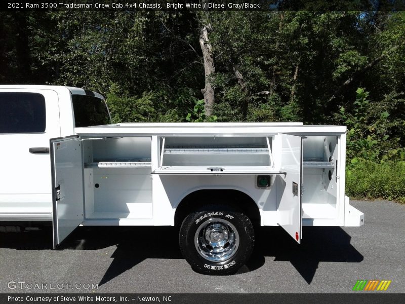 Bright White / Diesel Gray/Black 2021 Ram 3500 Tradesman Crew Cab 4x4 Chassis