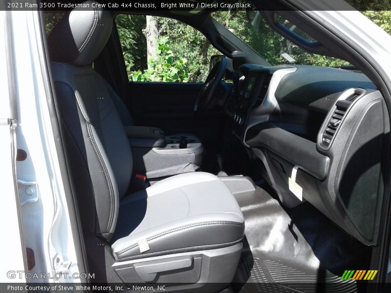 Bright White / Diesel Gray/Black 2021 Ram 3500 Tradesman Crew Cab 4x4 Chassis
