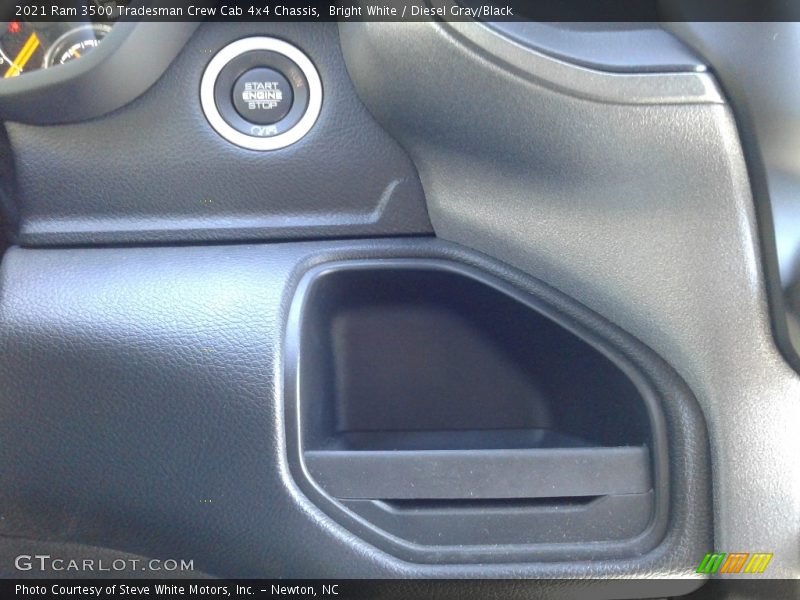 Bright White / Diesel Gray/Black 2021 Ram 3500 Tradesman Crew Cab 4x4 Chassis