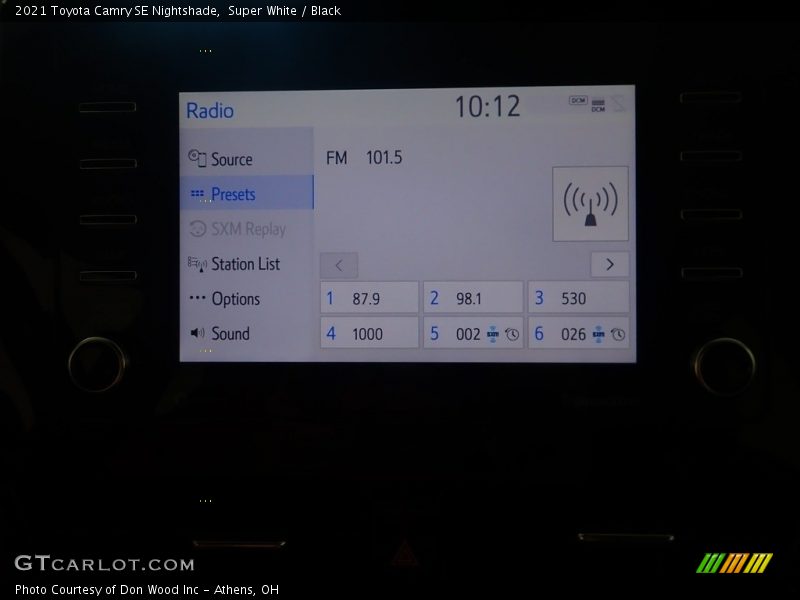 Super White / Black 2021 Toyota Camry SE Nightshade