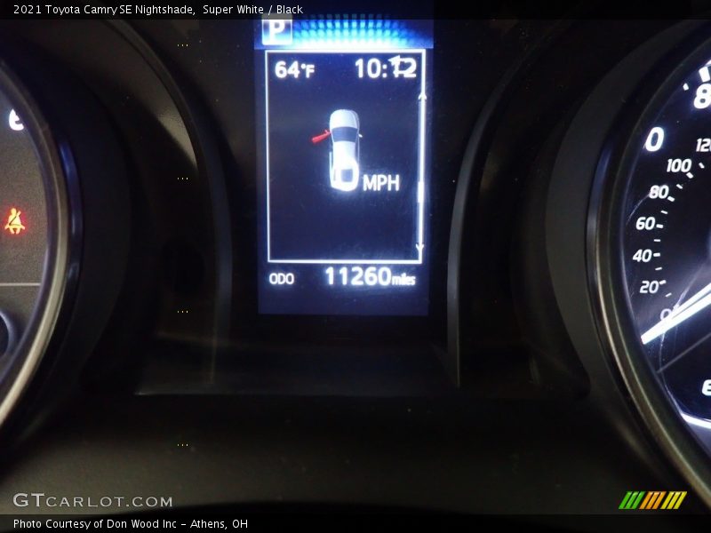 Super White / Black 2021 Toyota Camry SE Nightshade