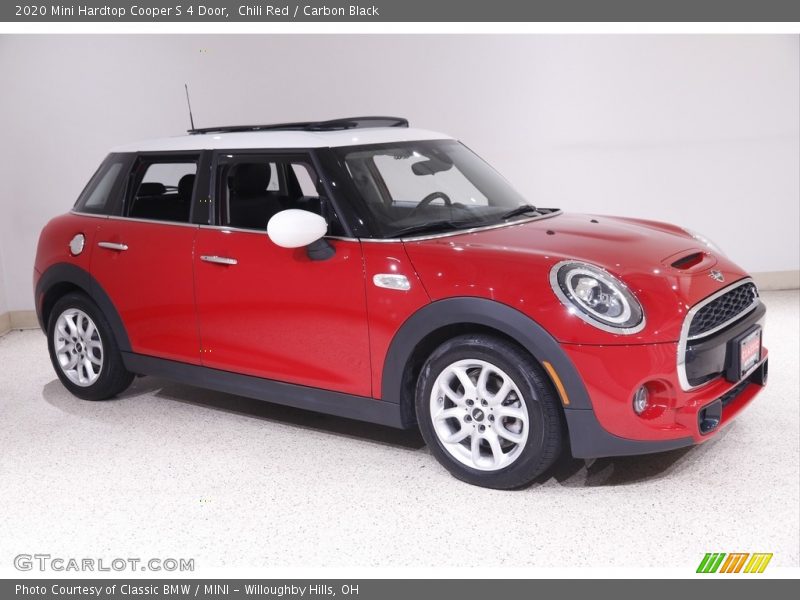 Chili Red / Carbon Black 2020 Mini Hardtop Cooper S 4 Door