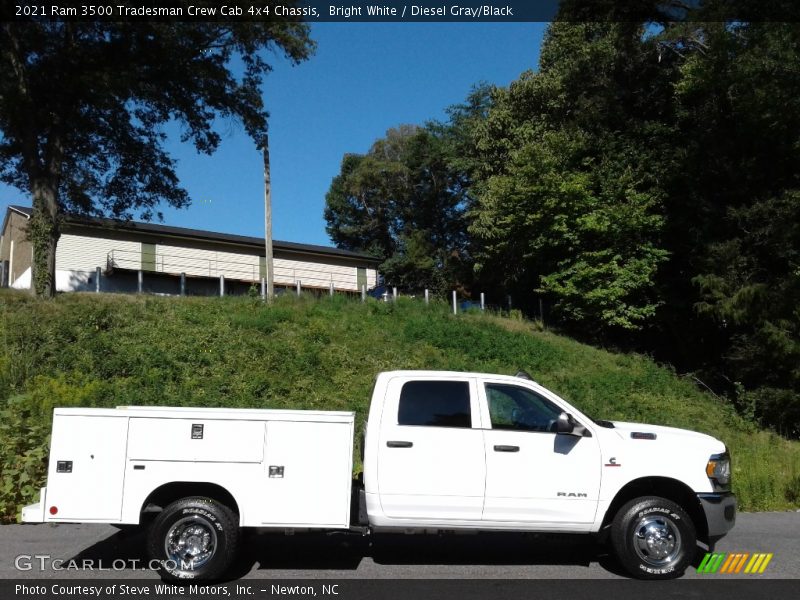 Bright White / Diesel Gray/Black 2021 Ram 3500 Tradesman Crew Cab 4x4 Chassis