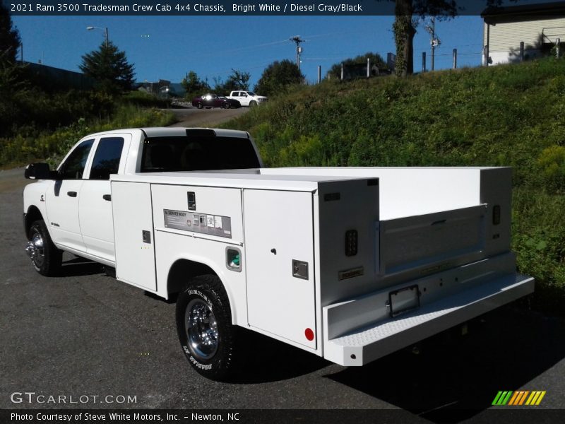 Bright White / Diesel Gray/Black 2021 Ram 3500 Tradesman Crew Cab 4x4 Chassis