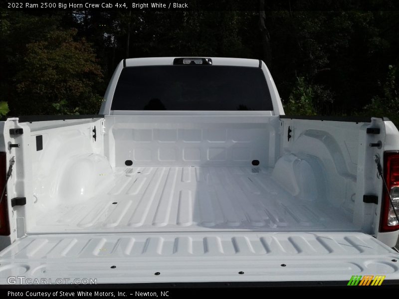 Bright White / Black 2022 Ram 2500 Big Horn Crew Cab 4x4