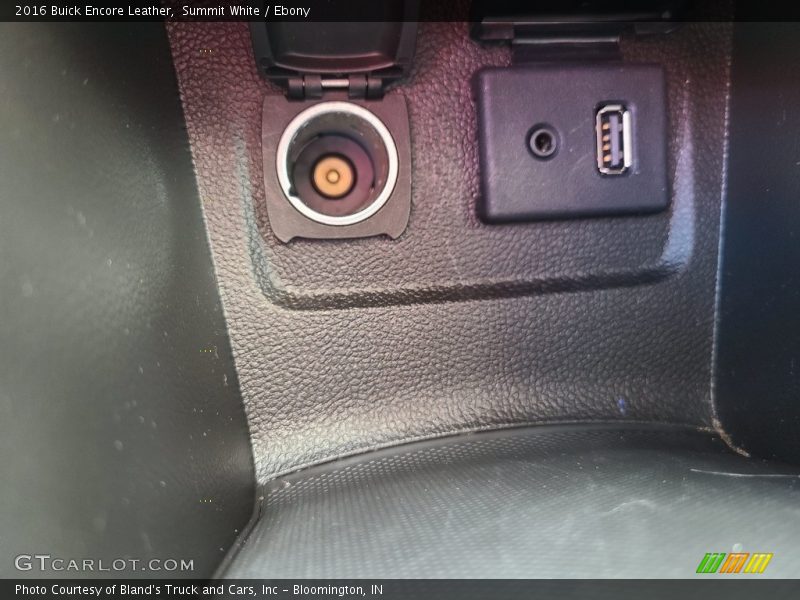 Summit White / Ebony 2016 Buick Encore Leather