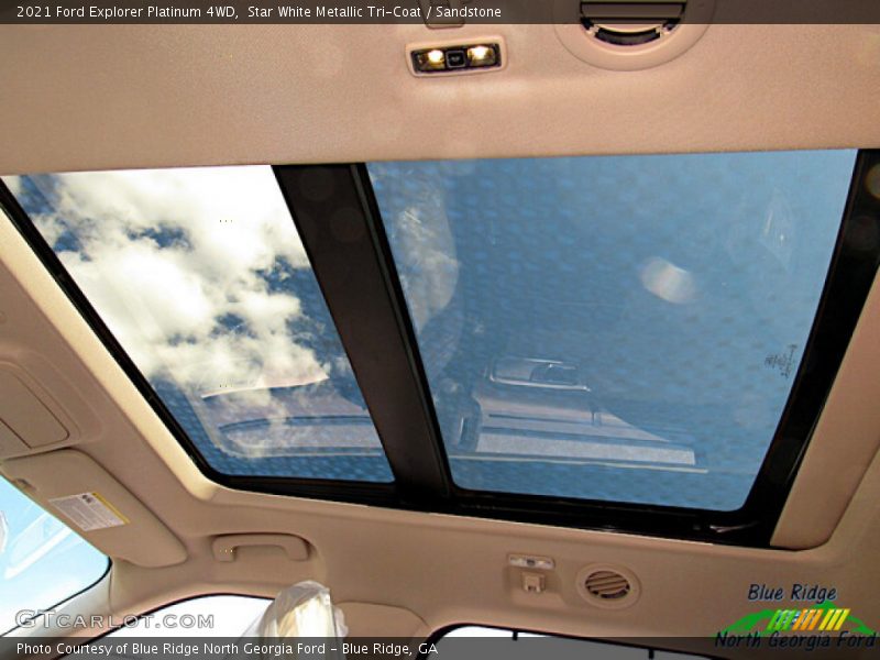 Star White Metallic Tri-Coat / Sandstone 2021 Ford Explorer Platinum 4WD