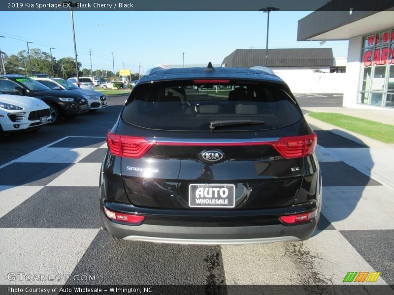 Black Cherry / Black 2019 Kia Sportage EX