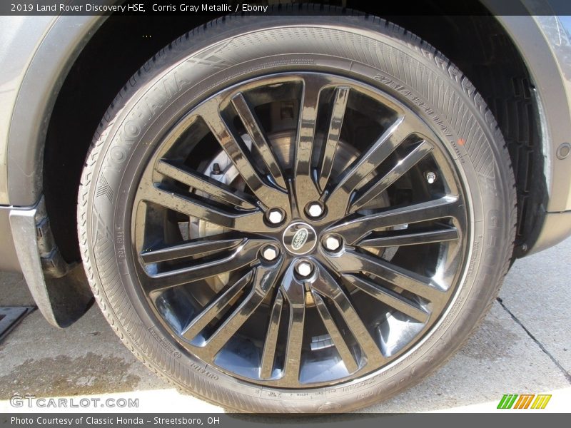 Corris Gray Metallic / Ebony 2019 Land Rover Discovery HSE