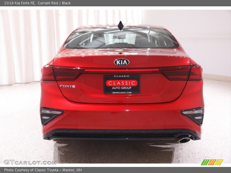 Currant Red / Black 2019 Kia Forte FE