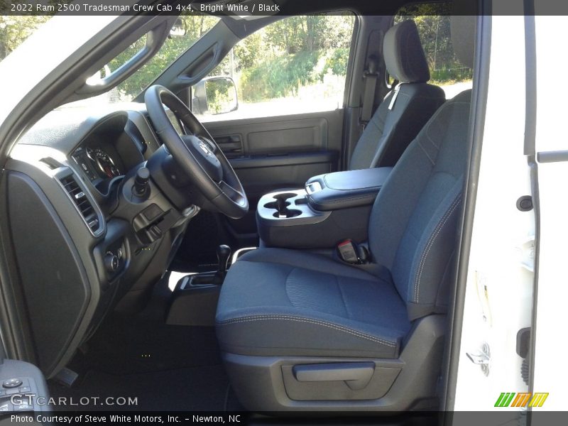 Bright White / Black 2022 Ram 2500 Tradesman Crew Cab 4x4