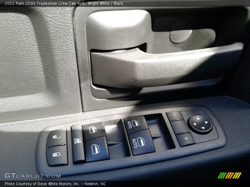 Bright White / Black 2022 Ram 2500 Tradesman Crew Cab 4x4