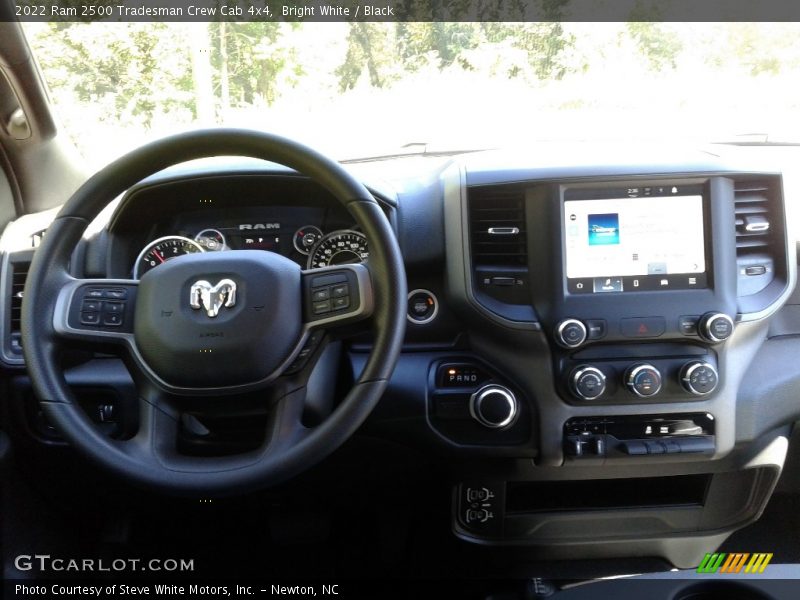 Bright White / Black 2022 Ram 2500 Tradesman Crew Cab 4x4