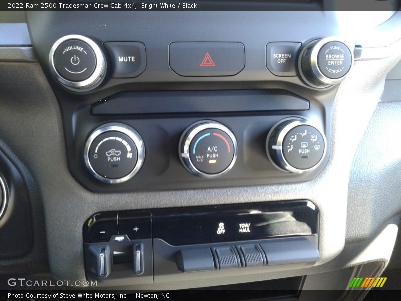 Bright White / Black 2022 Ram 2500 Tradesman Crew Cab 4x4