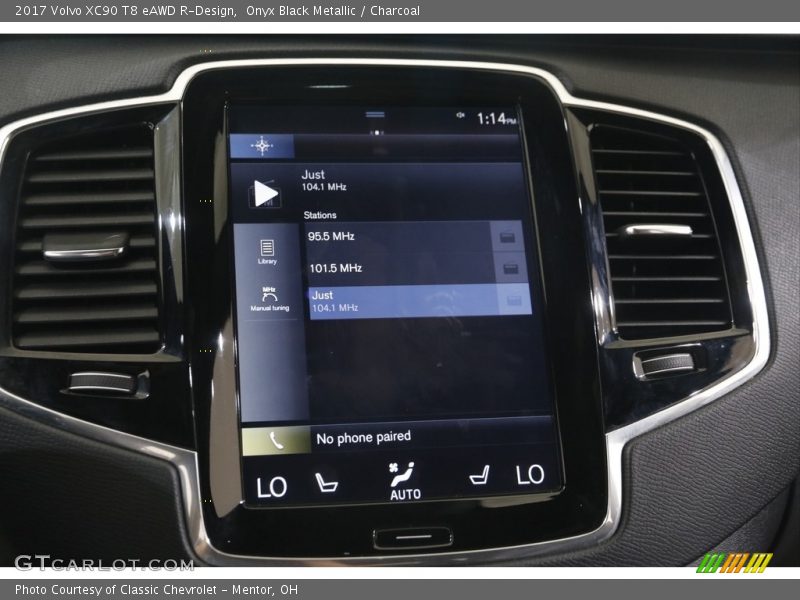 Audio System of 2017 XC90 T8 eAWD R-Design