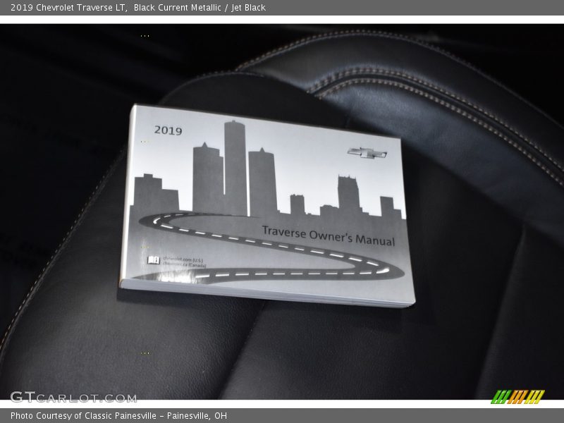 Black Current Metallic / Jet Black 2019 Chevrolet Traverse LT