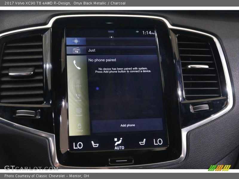 Onyx Black Metallic / Charcoal 2017 Volvo XC90 T8 eAWD R-Design