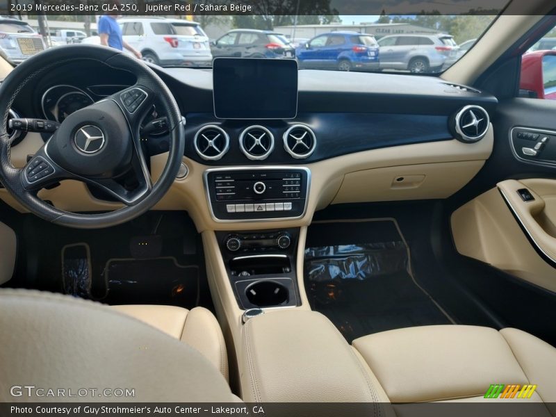 Jupiter Red / Sahara Beige 2019 Mercedes-Benz GLA 250