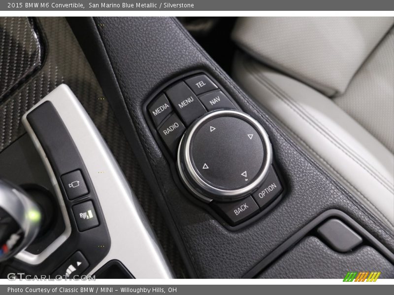 Controls of 2015 M6 Convertible