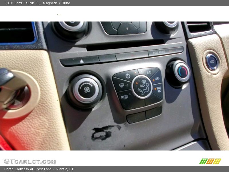 Magnetic / Dune 2016 Ford Taurus SE