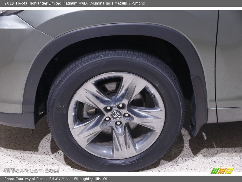 Alumina Jade Metallic / Almond 2019 Toyota Highlander Limited Platinum AWD