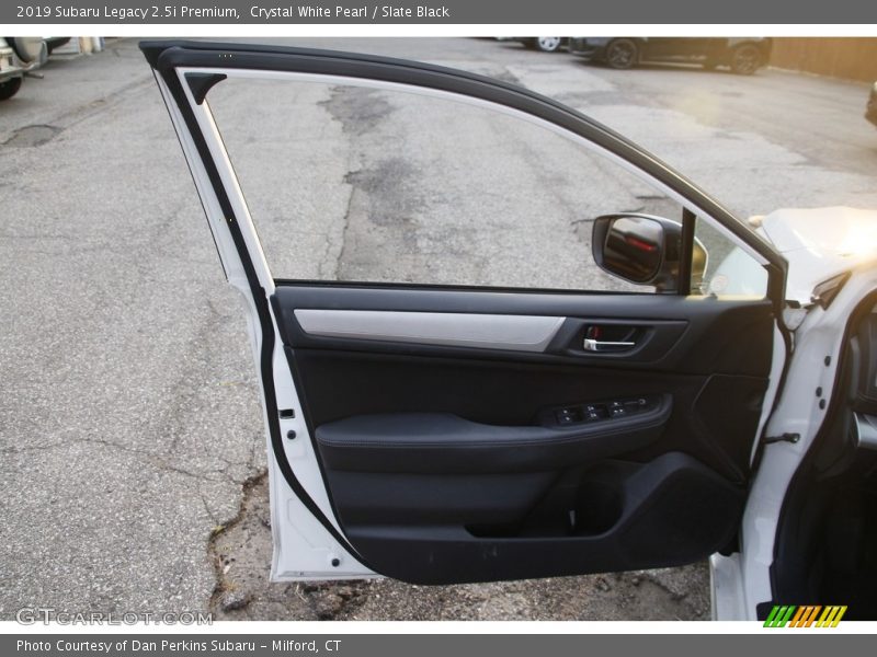 Crystal White Pearl / Slate Black 2019 Subaru Legacy 2.5i Premium