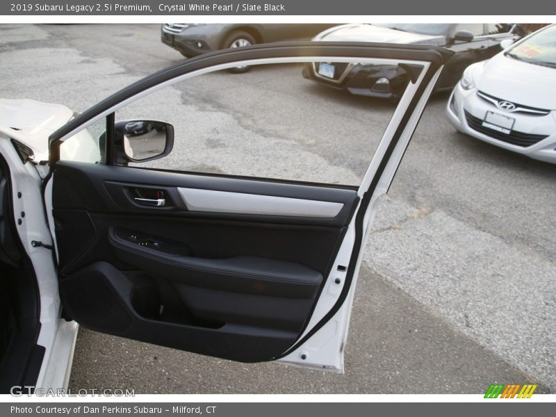 Crystal White Pearl / Slate Black 2019 Subaru Legacy 2.5i Premium