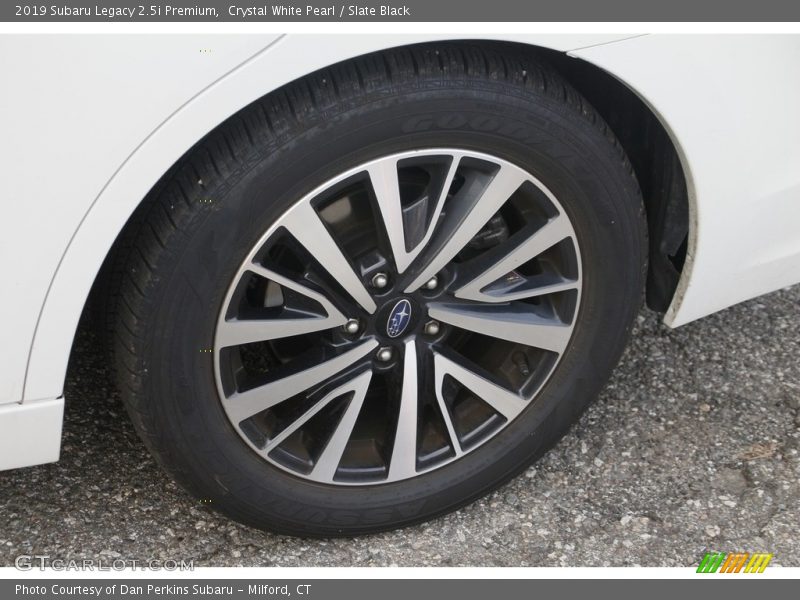 Crystal White Pearl / Slate Black 2019 Subaru Legacy 2.5i Premium