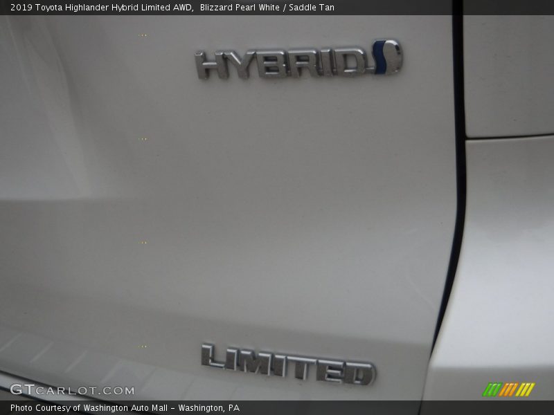 2019 Highlander Hybrid Limited AWD Logo