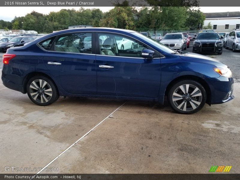 Deep Blue Pearl / Charcoal 2016 Nissan Sentra SL