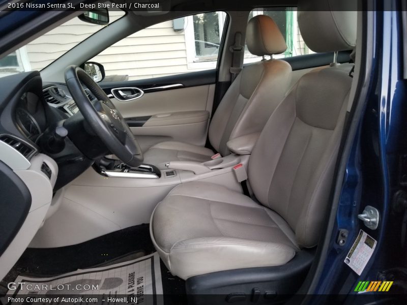 Deep Blue Pearl / Charcoal 2016 Nissan Sentra SL