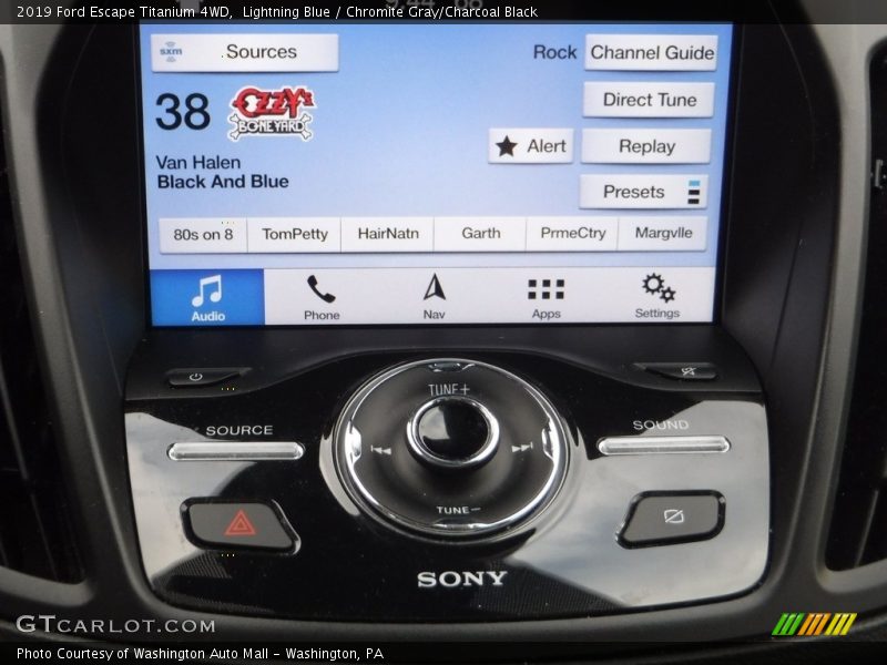 Lightning Blue / Chromite Gray/Charcoal Black 2019 Ford Escape Titanium 4WD