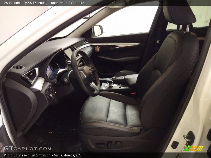 Lunar White / Graphite 2019 Infiniti QX50 Essential