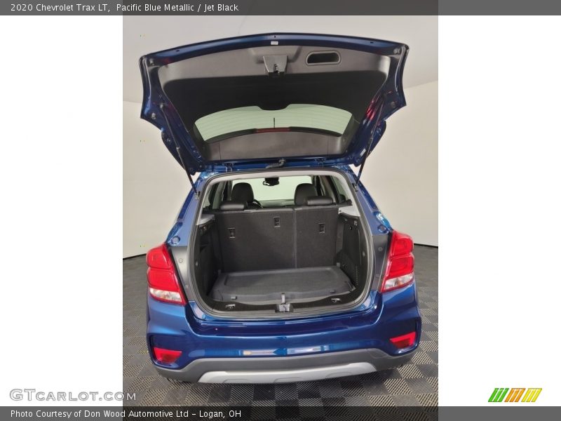 Pacific Blue Metallic / Jet Black 2020 Chevrolet Trax LT