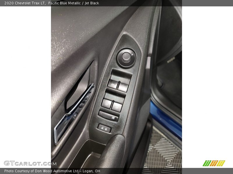 Pacific Blue Metallic / Jet Black 2020 Chevrolet Trax LT