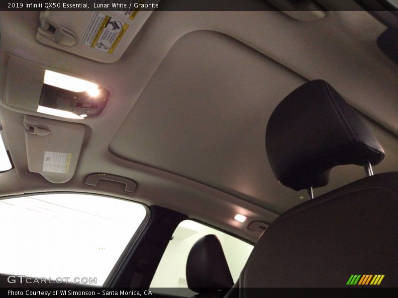 Lunar White / Graphite 2019 Infiniti QX50 Essential