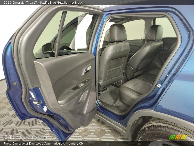 Pacific Blue Metallic / Jet Black 2020 Chevrolet Trax LT