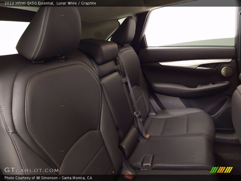 Lunar White / Graphite 2019 Infiniti QX50 Essential