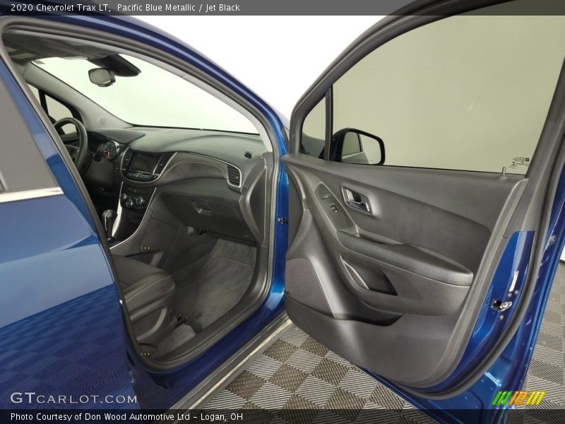 Pacific Blue Metallic / Jet Black 2020 Chevrolet Trax LT