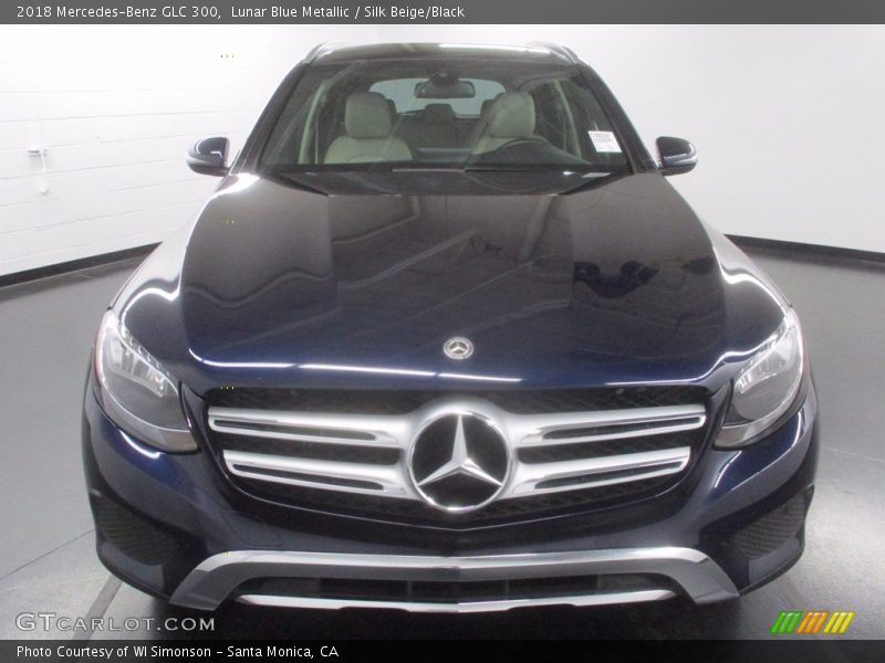 Lunar Blue Metallic / Silk Beige/Black 2018 Mercedes-Benz GLC 300