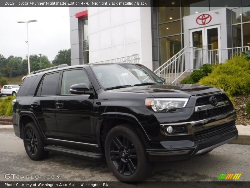 Midnight Black metallic / Black 2019 Toyota 4Runner Nightshade Edition 4x4