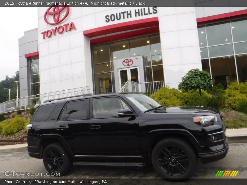 Midnight Black metallic / Black 2019 Toyota 4Runner Nightshade Edition 4x4