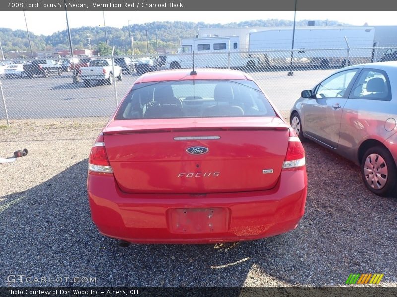 Vermillion Red / Charcoal Black 2008 Ford Focus SES Sedan