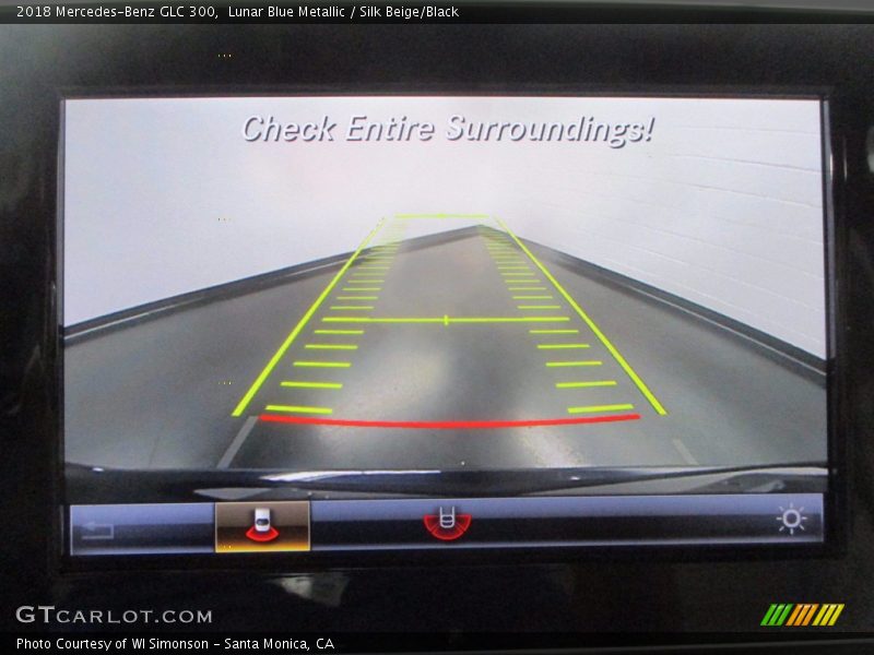 Lunar Blue Metallic / Silk Beige/Black 2018 Mercedes-Benz GLC 300