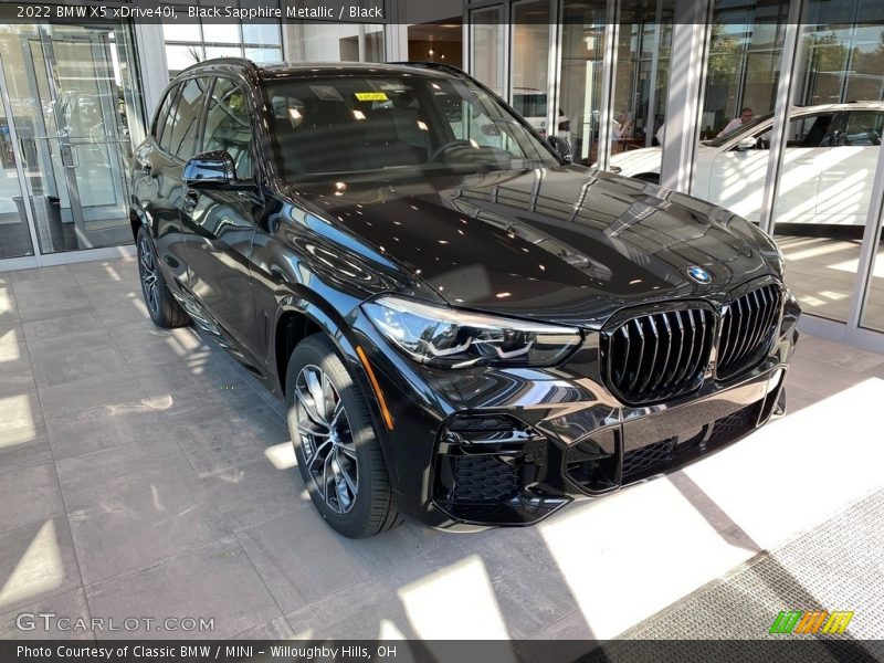 Black Sapphire Metallic / Black 2022 BMW X5 xDrive40i